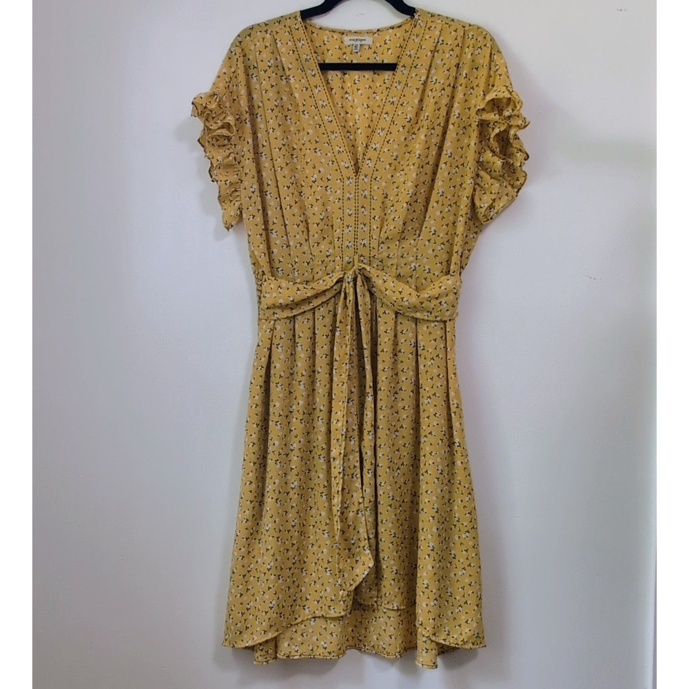 Max Studio Yellow Floral Short Ruffle Sleeve Smocked Sundress Boho LP - Picture 1 of 16